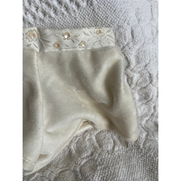American Girl White Velvet Shorts - Picture 3 of 5